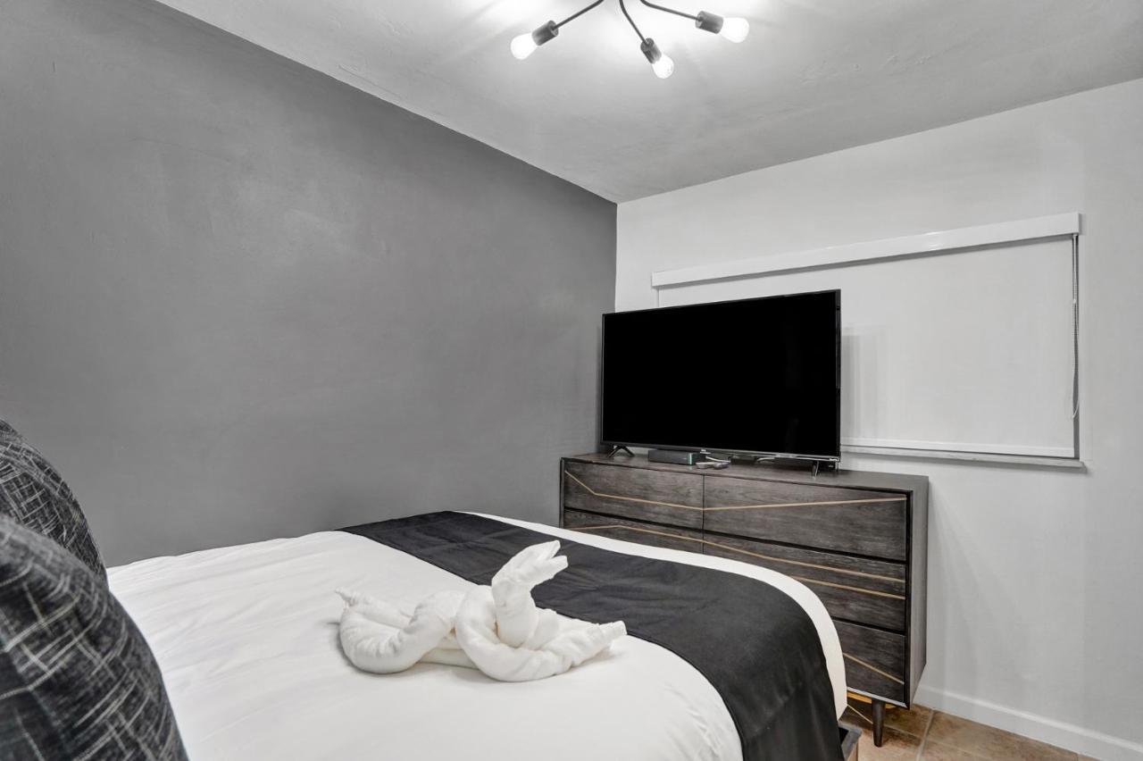 Ra Suites Pompano Beach Eksteriør bilde